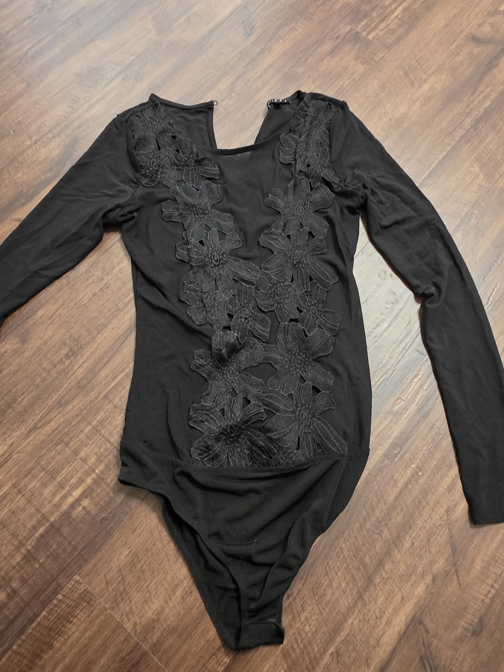Haute Monde Black Long-Sleeve Floral Appliqué Bodysuit
